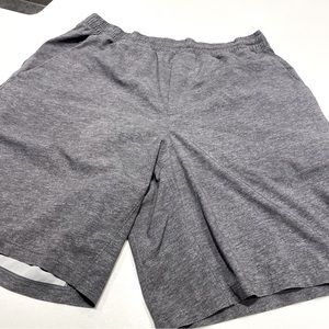 Lululemon pace breaker shorts 9in lined - L